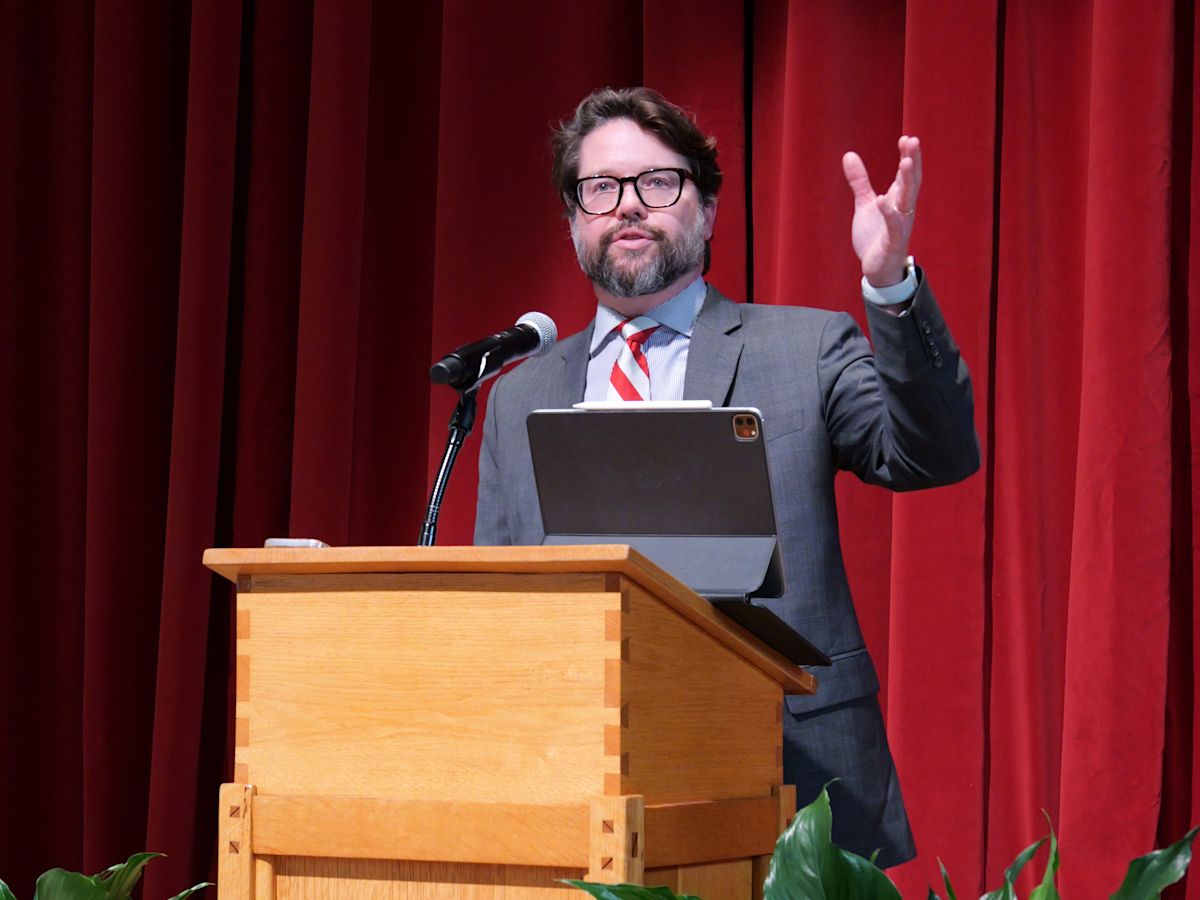 Kip Hale speaks during his return to Pomfret as the 2026 Lasell Visiting Alumnus.