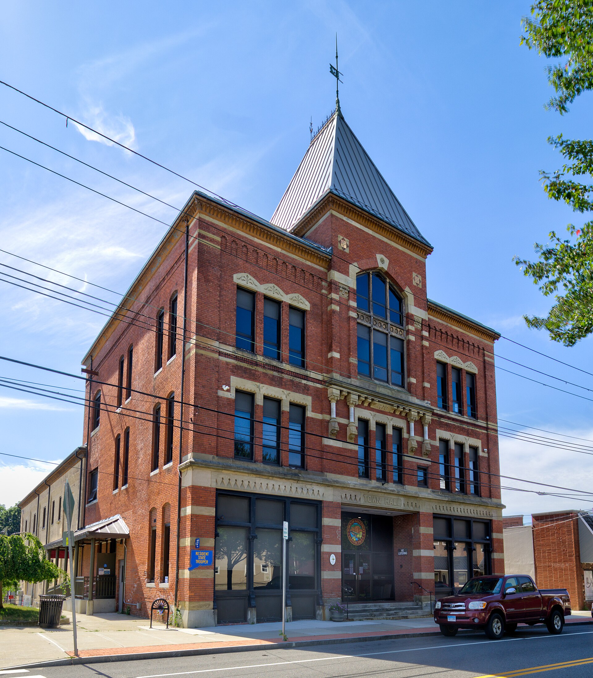 Archive/file photo: Killingly municipal building photographed in 2020. Not a photograph of the meeting, project or voting activity described; consult the article for current locations.